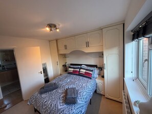 1 bedroom, iron/ironing board, free WiFi, bed sheets - Unique and cosy home in London (London)
