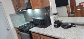 Private kitchen - Beachfront 3-bedroom 2-bath, 1st floor apt in Puerto Plata, pool and gym access (Puerto Plata)