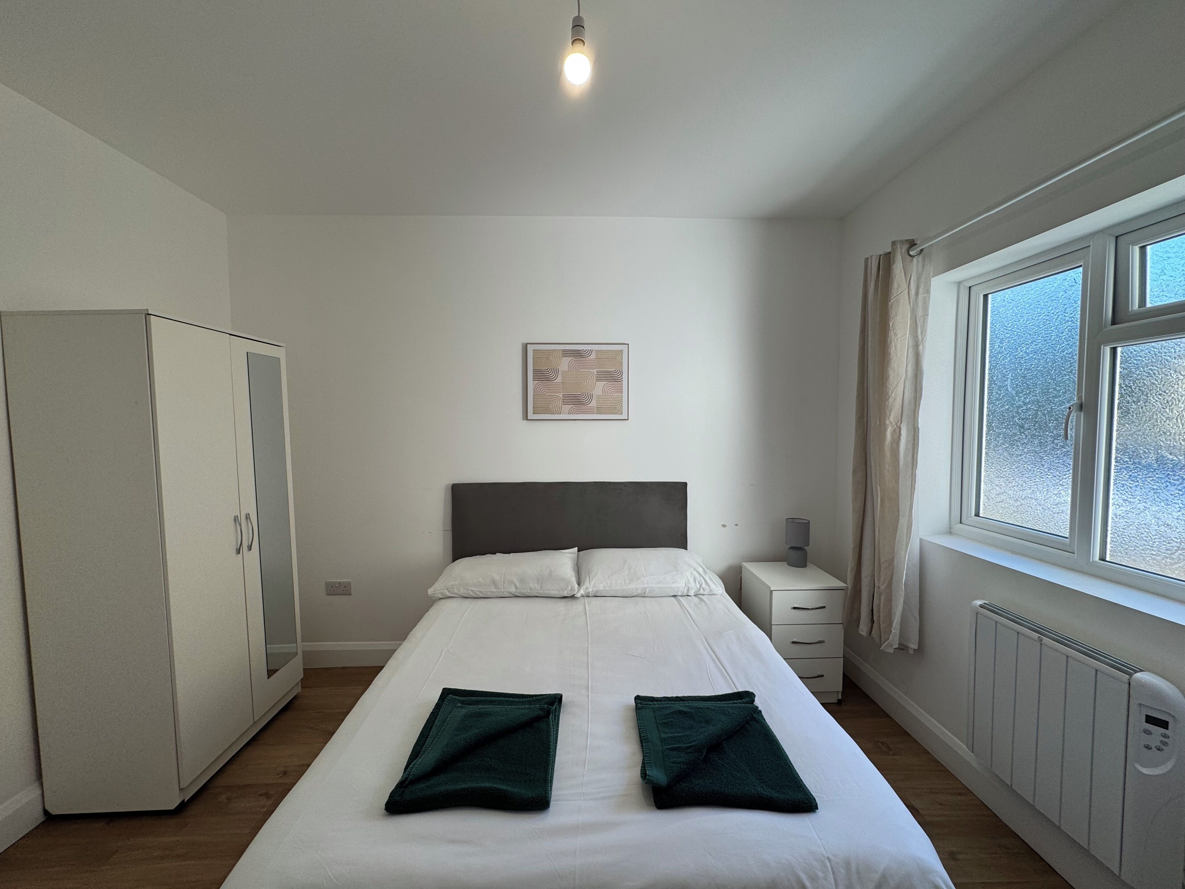 Strykejern/-brett, wi-fi og sengetøy