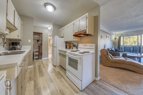 Panoramic Mountain Views, Sauna, Pet Paradise