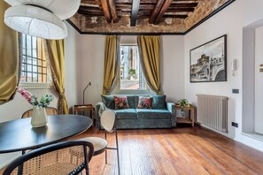 Living area - iFlat | New Cozy Campo de' Fiori Flat (Rome)