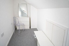 Interior - Modern 2-Bedroom Stay for Families & Professionals Near Birmingham City Centre (Birmingham)