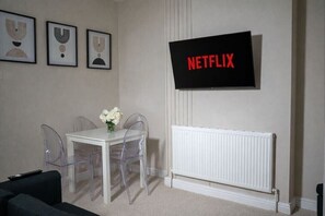Interior - Modern 2-Bedroom Stay for Families & Professionals Near Birmingham City Centre (Birmingham)