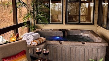 Bañera de hidromasaje exterior