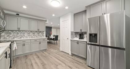 Charming 4-bedroom+4 bath