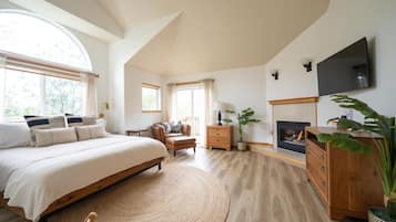 3 slaapkamers, een strijkplank/strijkijzer, reisbedje, gratis wifi