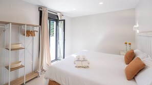 Room - Los Cidrones Ubrique by Ruralidays (Cádiz)