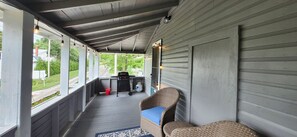 Property grounds - 2 bedroom apartment in the beautiful Middlefield countryside! (Middlefield)