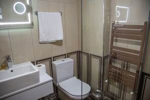 Classic Room, Garden View | Bilik Mandi