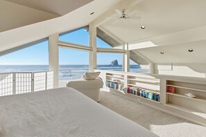 3 bedrooms, Internet, bed sheets - Sand Dollar-huge views, lux home in the sand (Pacific City)