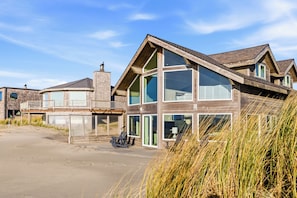 Exterior - Sand Dollar-huge views, lux home in the sand (Pacific City)