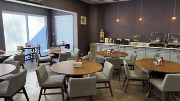 Dagelijks uitgebreid ontbijt inbegrepen