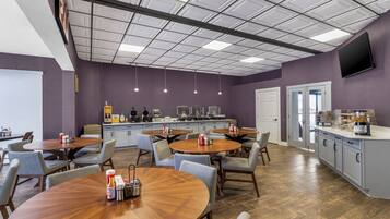 Komplett frokost er inkludert hver dag