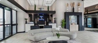 Cambridge Hotel - Kansas City