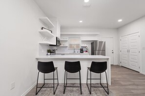 Private kitchen - The Modern Home Base at City Center (Brownsville)