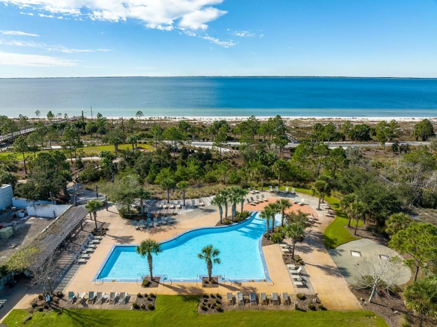 Et oppvarmet basseng