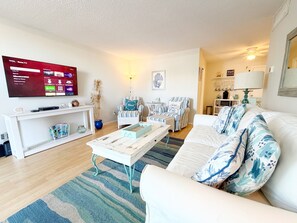 Smart TV - NEW! Cocoa Beachside Resort, 1st Floor, Beach Access, Pool & Shuffleboard! (Cocoa Beach)