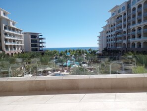 Terrace/patio - Resort with 2 bedrooms and AC in enjoyable San Jose del Cabo after April 16 2026 (San Jose del Cabo)