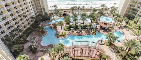 Piscine intérieure