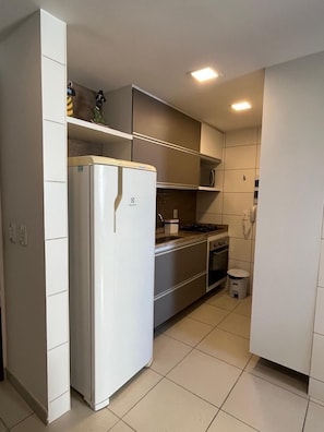 Private kitchen - Flat Beach Class Excelsior - fully equipped apartment for 4 people. (Recife)