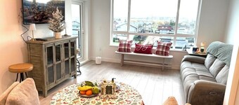 Entire condo in Tsawwassen, Canada
