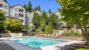 Unclassified image, 4 of 6, button - A Cozy 1-bedroom apartment in serene Everett with fitness room is available. (Everett)