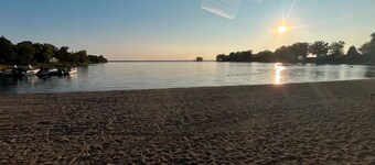 Relaxing Family Getaway Near Beach, Pool & Outdoor Fun