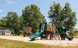 Children’s area - Relaxing Family Getaway Near Beach, Pool & Outdoor Fun (Prince Edward)