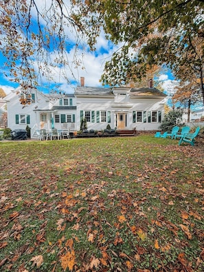 Exterior - Charming Historic home steps away from downtown (Bath)
