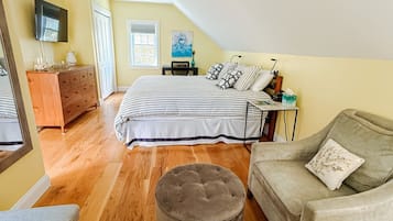 Fer et planche à repasser, lit parapluie, Wi-Fi, draps fournis