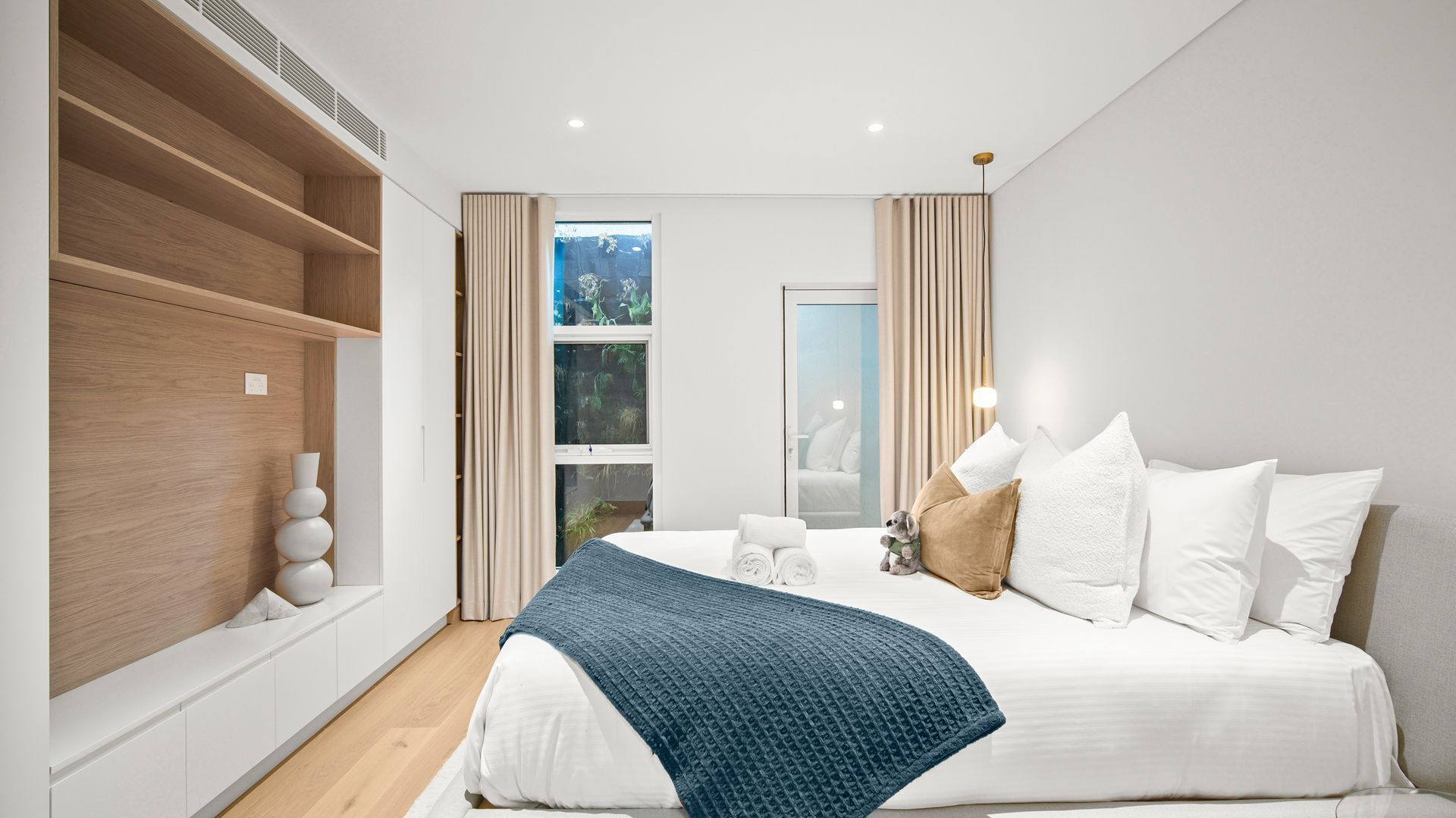 4 bedrooms, free WiFi, bed sheets