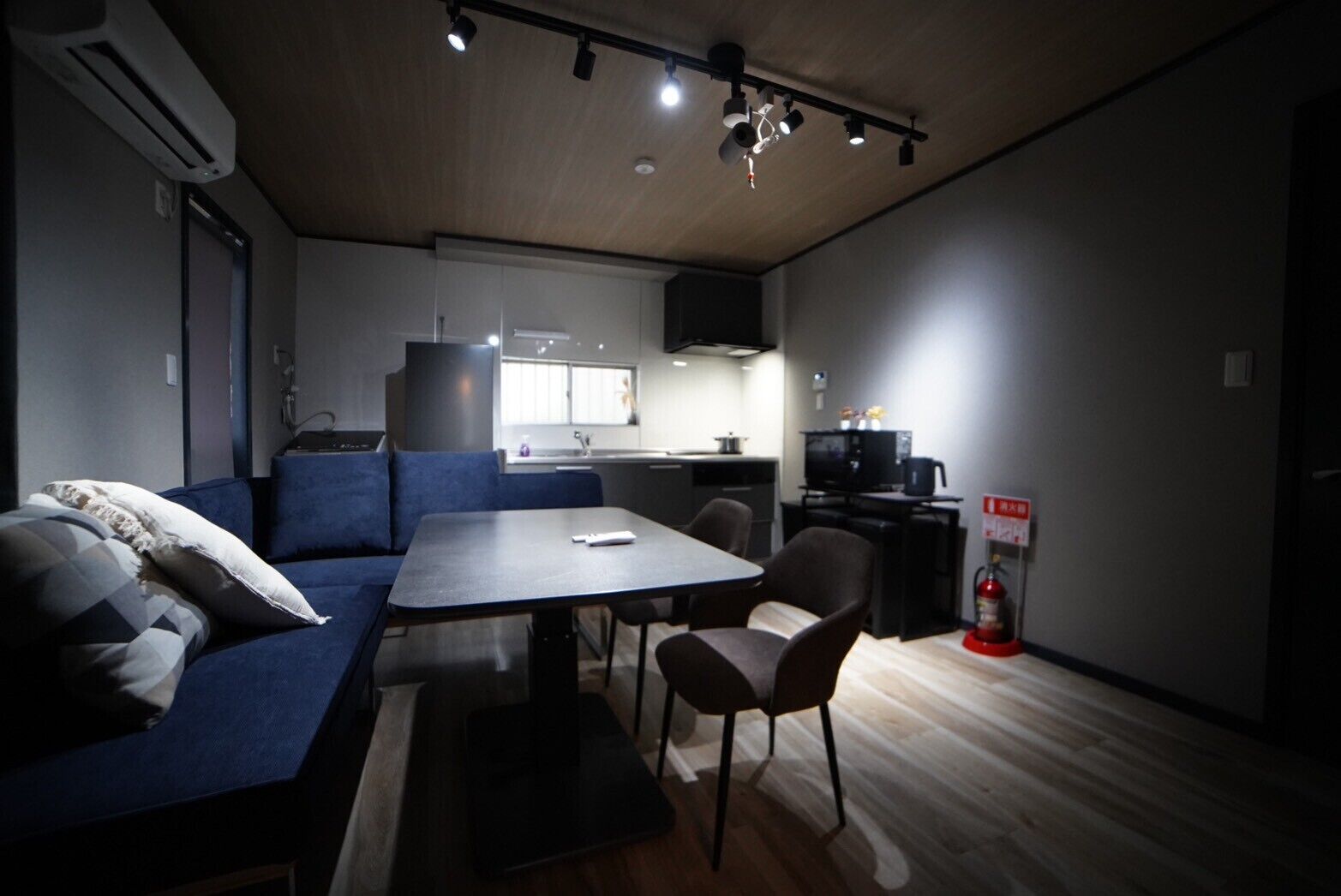 House, 4 Bedrooms, Non Smoking, Kitchenette | Interior