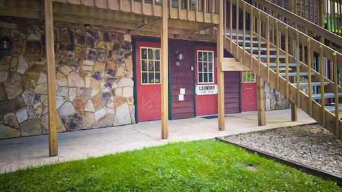 Overlook Condo 21-C Studio Off Mountain Lodging