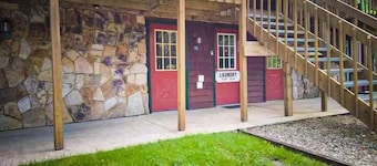 Overlook Condo 21-C Studio Off Mountain Lodging