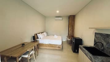 Chambre Double Standard, patio, vue jardin | Bureau, espace de travail pour ordinateur portable, Wi-Fi gratuit