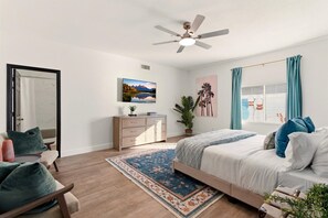 8 habitaciones, escritorio y tabla de planchar con plancha 
