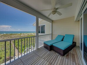 Terrace/patio - Gulf Dunes 4 - 2 bed / 2.5 Bath / No Pool / Sleeps 4 - Gulf Front (Boca Grande)