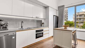 Microwave, oven, stovetop, dishwasher