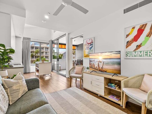 Executive Beachside 2 Bedroom Apartment