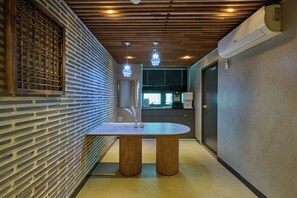 Private kitchen - N Joy Stay (Seoul)