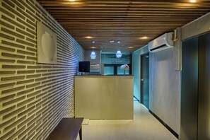 Reception - N Joy Stay (Seoul)