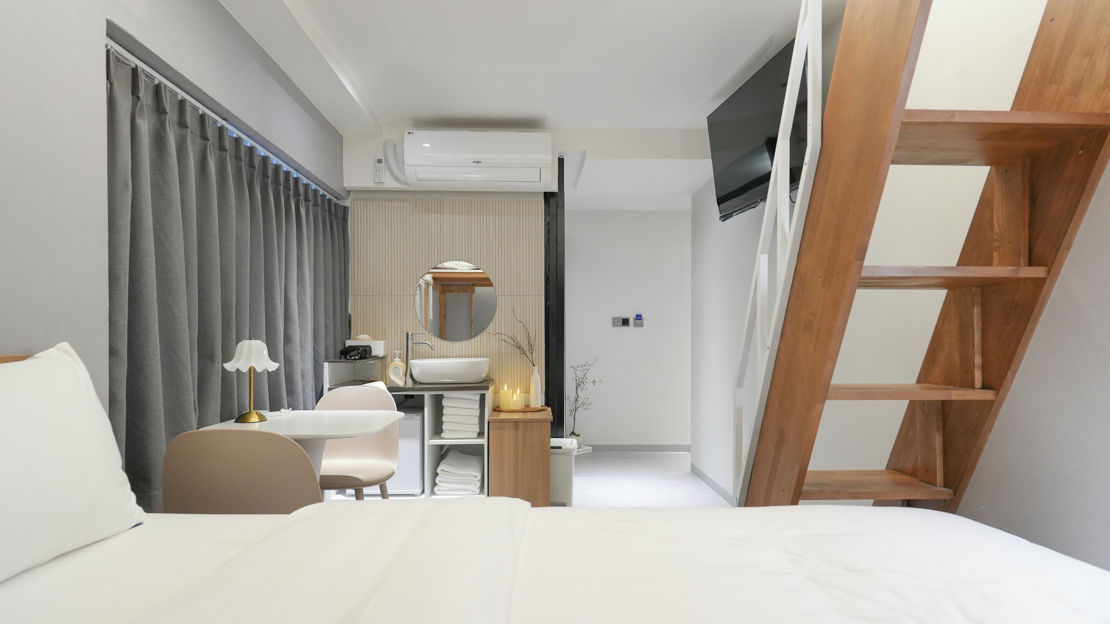 Family Triple Room | Laptop workspace, free WiFi