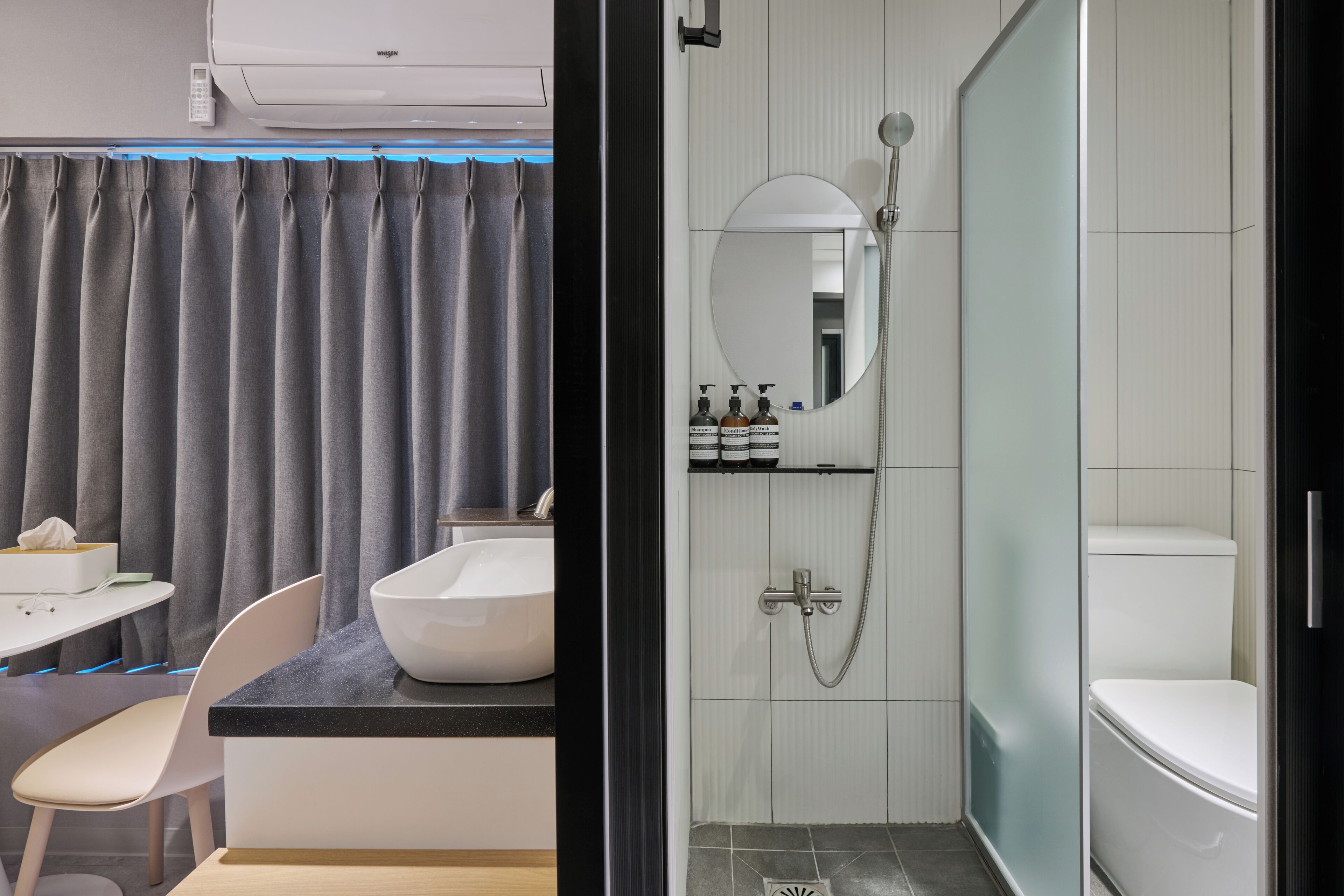 Familien-Dreibettzimmer | Badezimmer | Dusche, Haartrockner, Handtücher, Seife