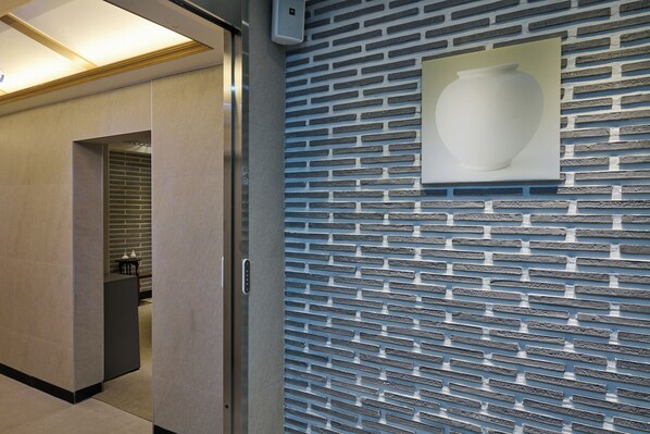 Exterior - N Joy Stay (Seoul)