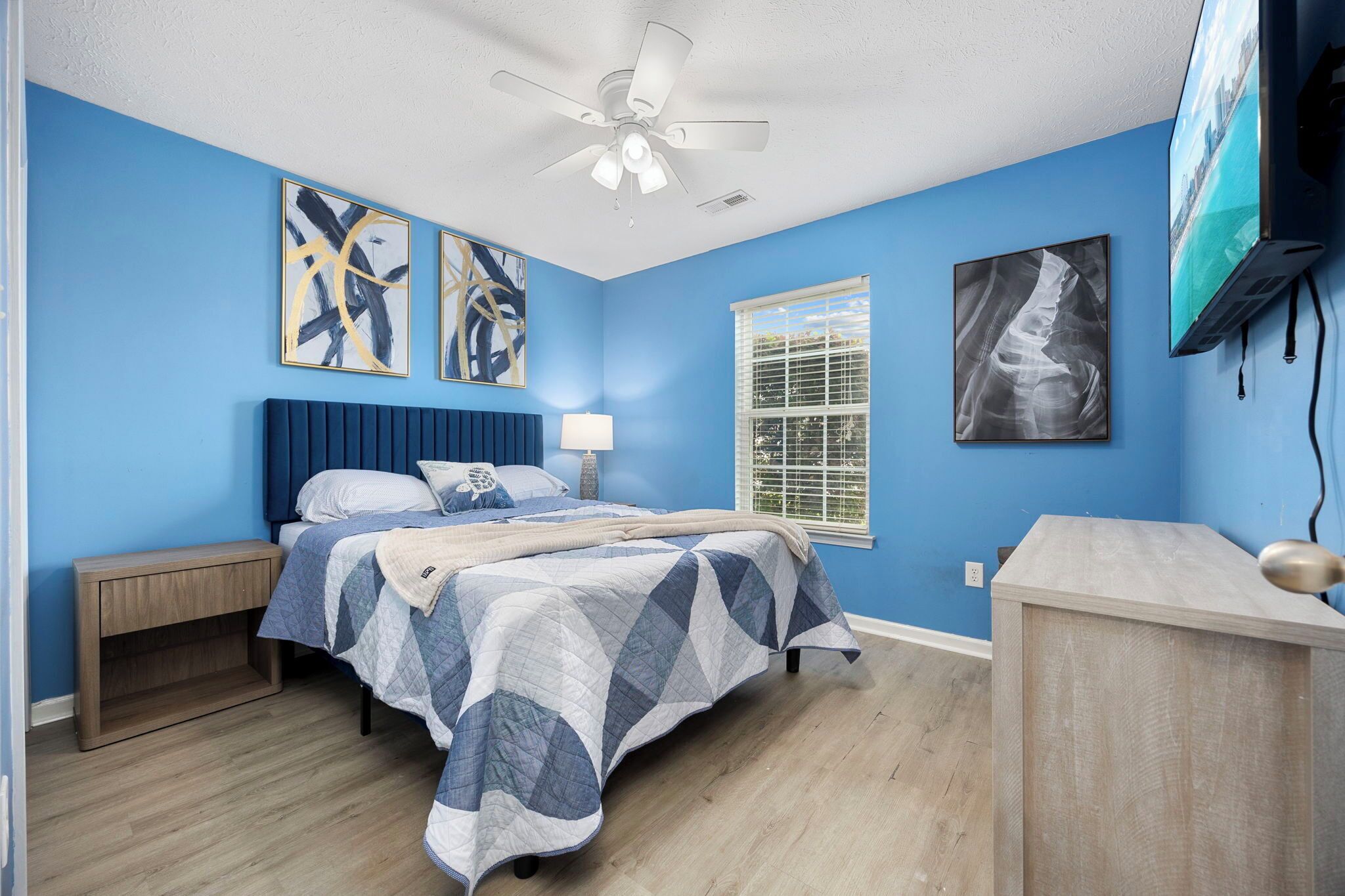 3 多间卧室、熨斗/熨衣板、免费 WiFi、床单