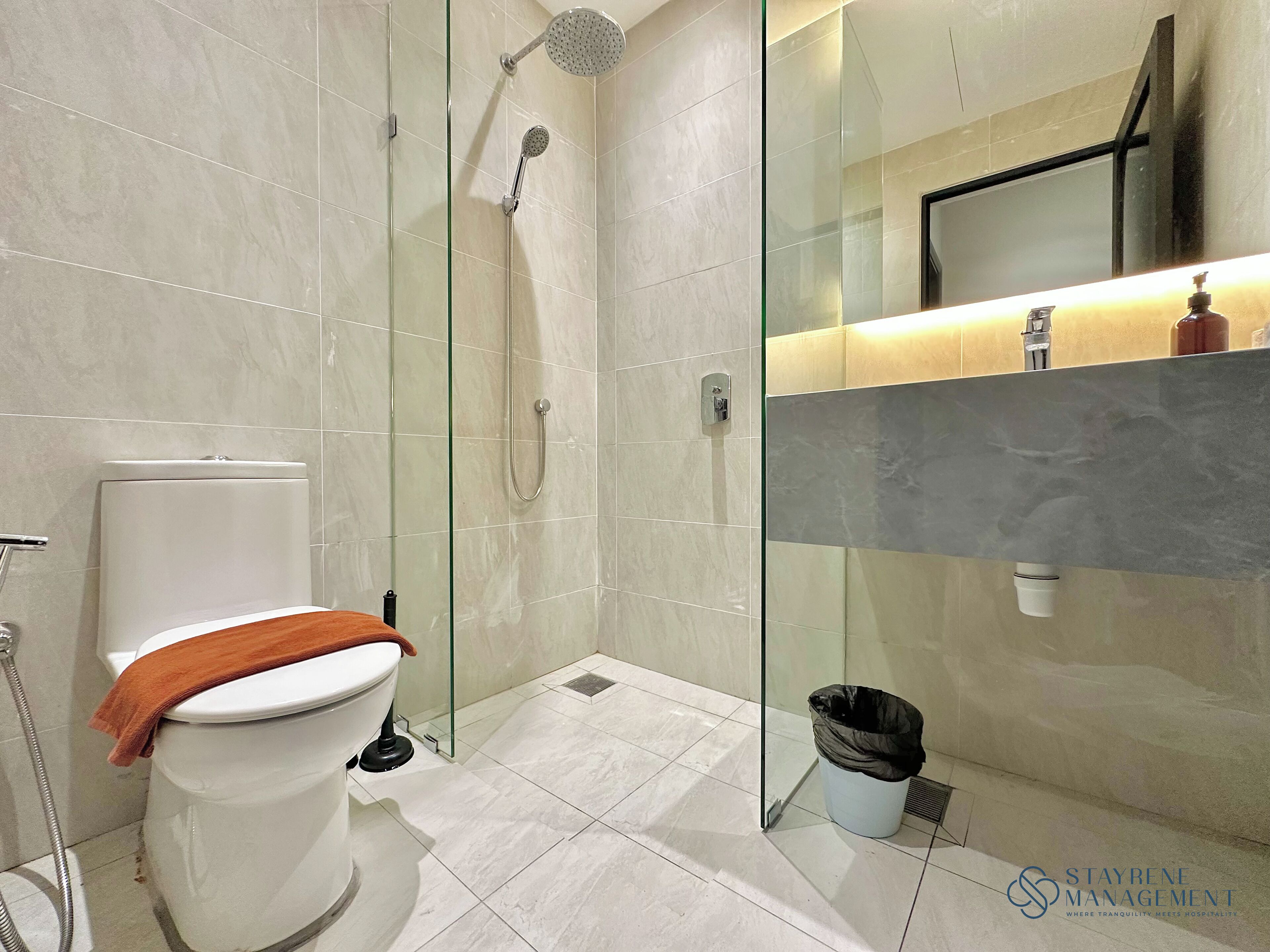 Deluxe-lejlighed - 3 soveværelser - balkon - byudsigt | Badeværelse