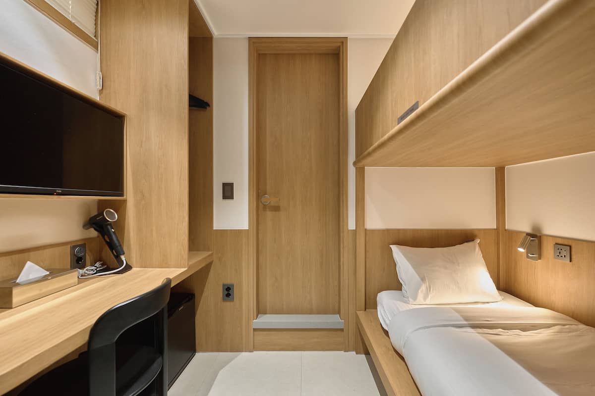 Economy Twin Room