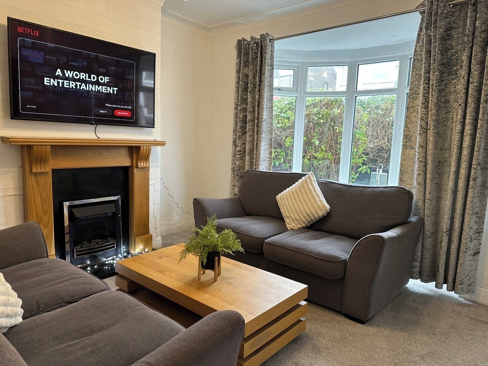 Spacious 3 Bedroom House In Sheffield - Rotherham, UK