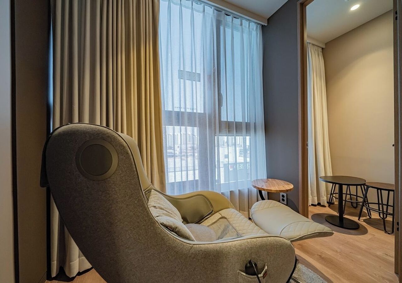 스위트 | 거실 공간