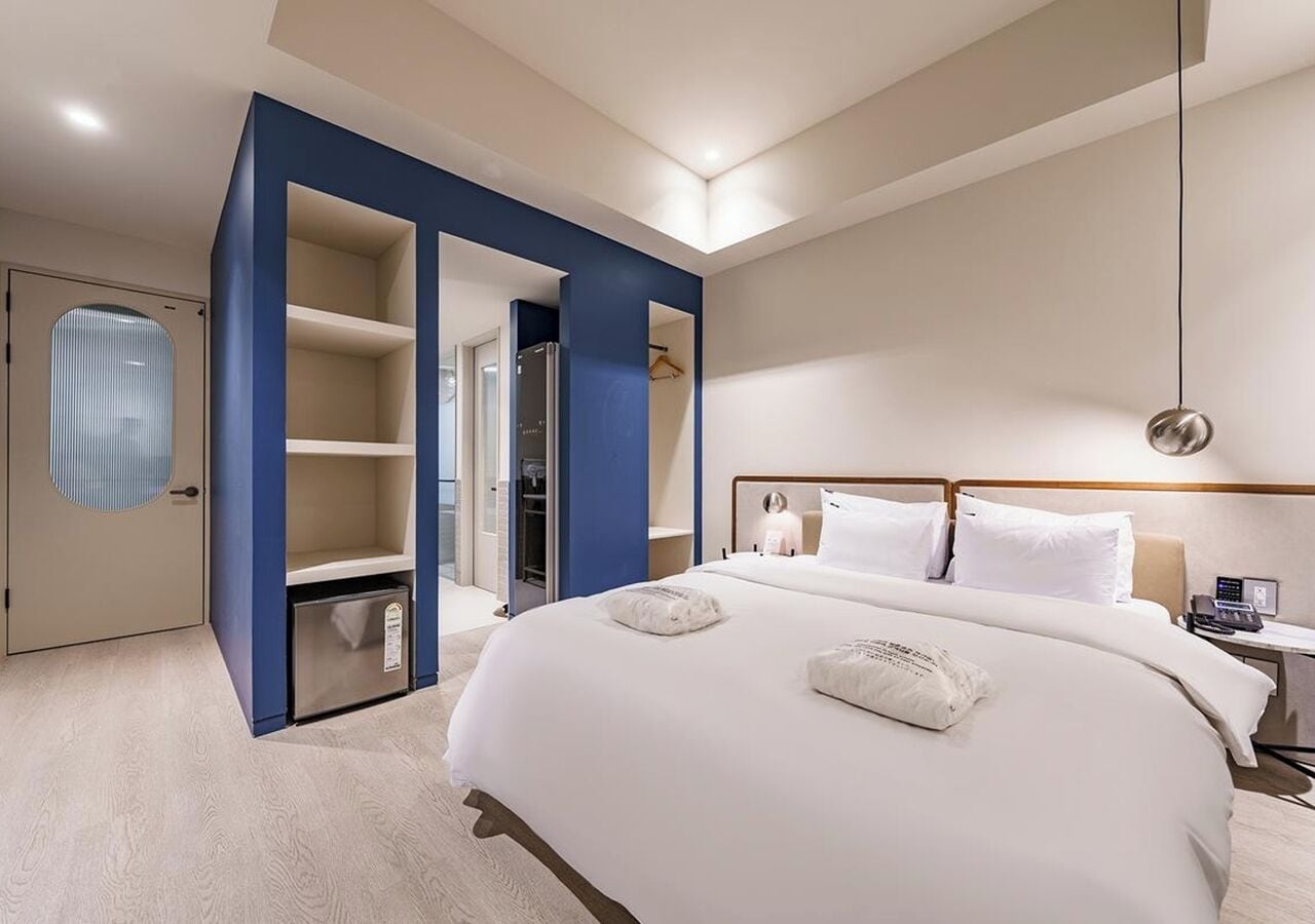 Deluxe Double Room | Free WiFi